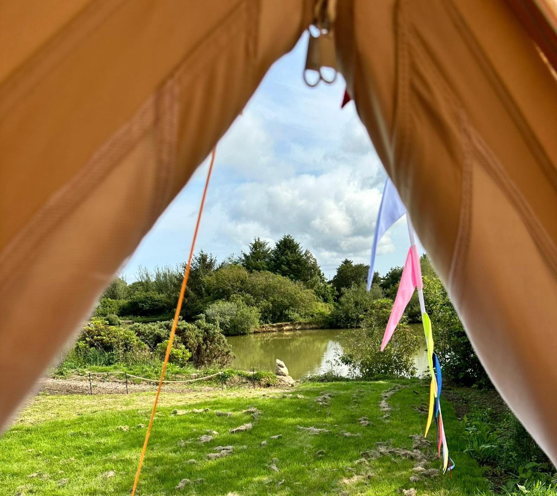 Lakeside Glamping Firecrest St Columb Major Esterno foto