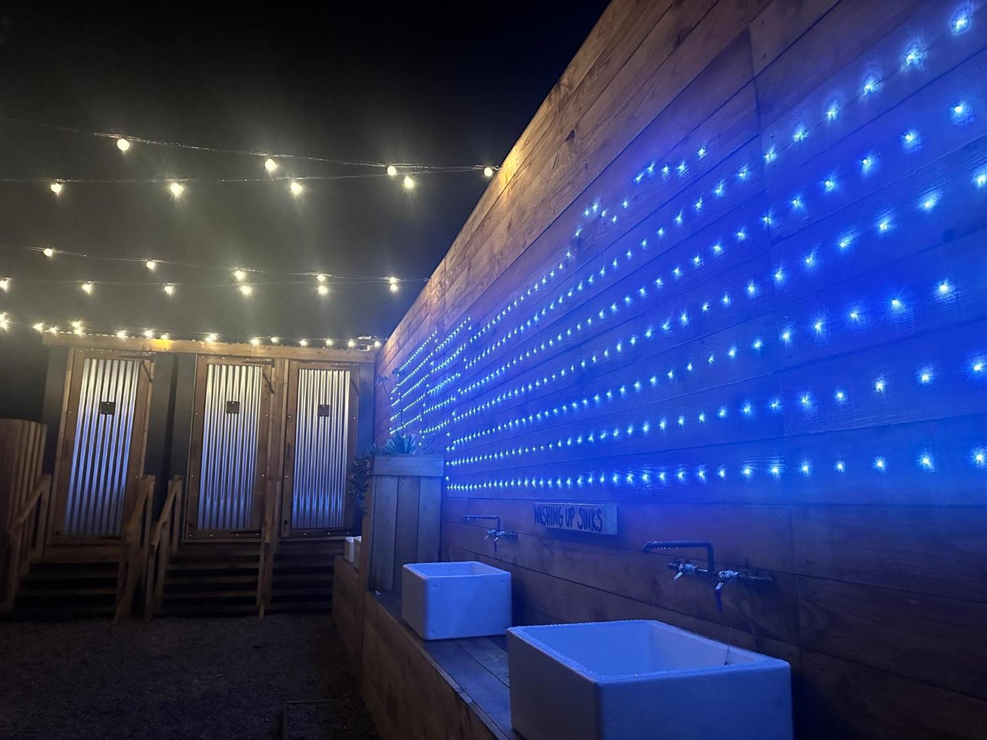Lakeside Glamping Firecrest St Columb Major Esterno foto
